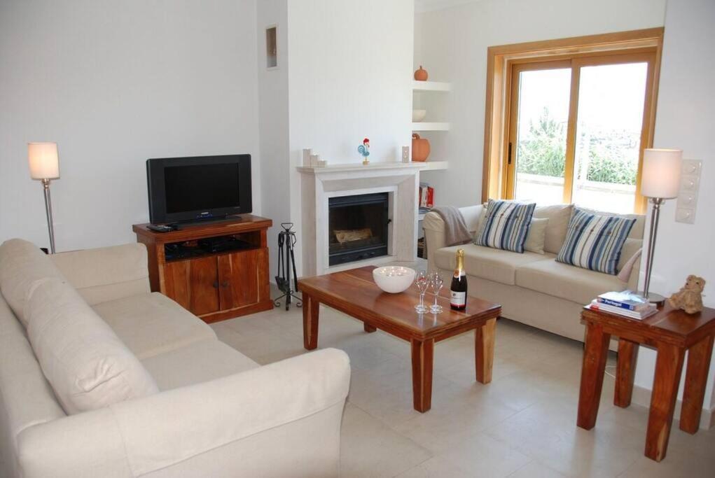 Sea Breeze House Ericeira - Ribeira Dilhas Beach Exterior foto